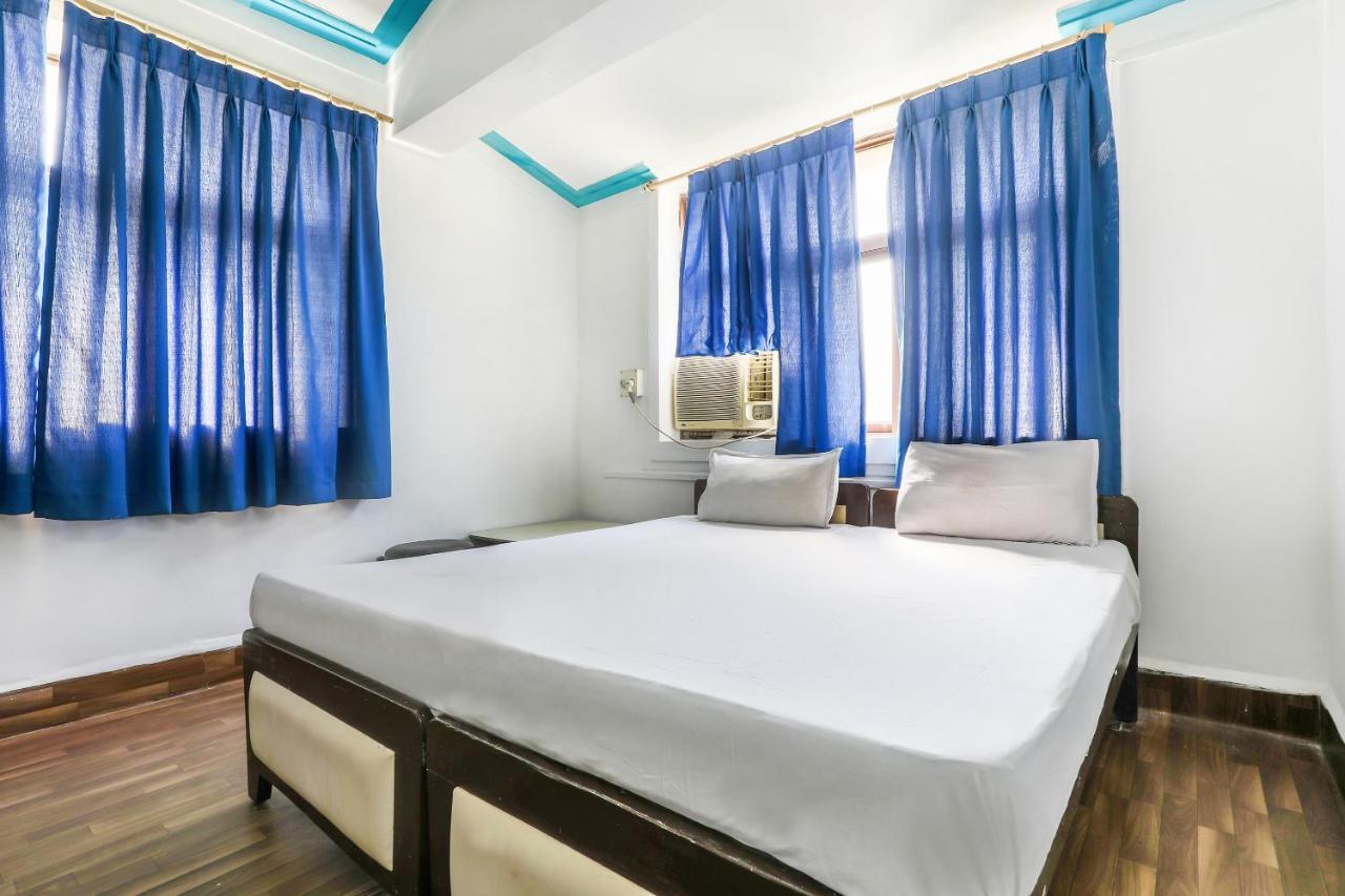 Spot On 37412 Hotel Priti International Мапуса Екстериор снимка