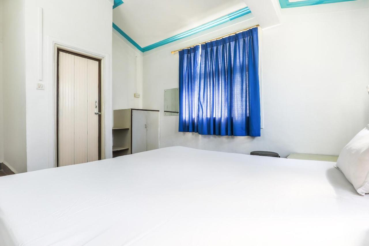 Spot On 37412 Hotel Priti International Мапуса Екстериор снимка